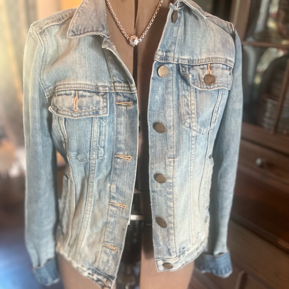 Gap 1969 small jean jacket